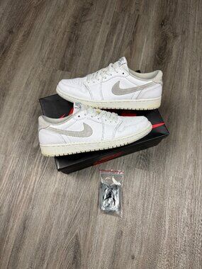 Size 11W/9.5M - Air Jordan 1 Retro OG 2021 Low Neutral Grey W